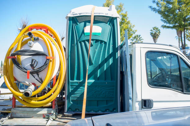 Best Portable toilet rental cost  in Farmland, IN